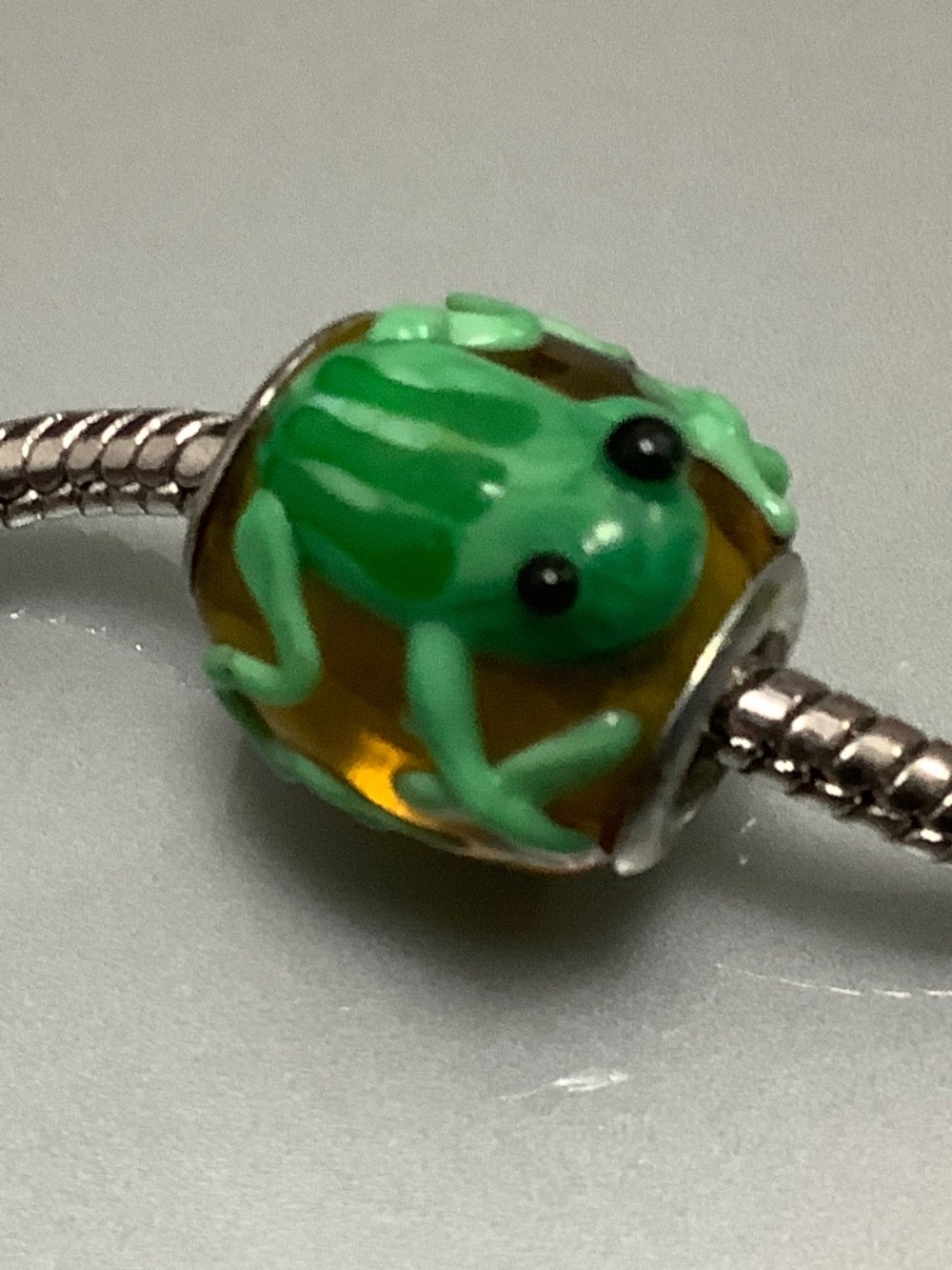 New Frog Murano Glass Charm/Bead for Snake Chain Bracelet or Necklace.